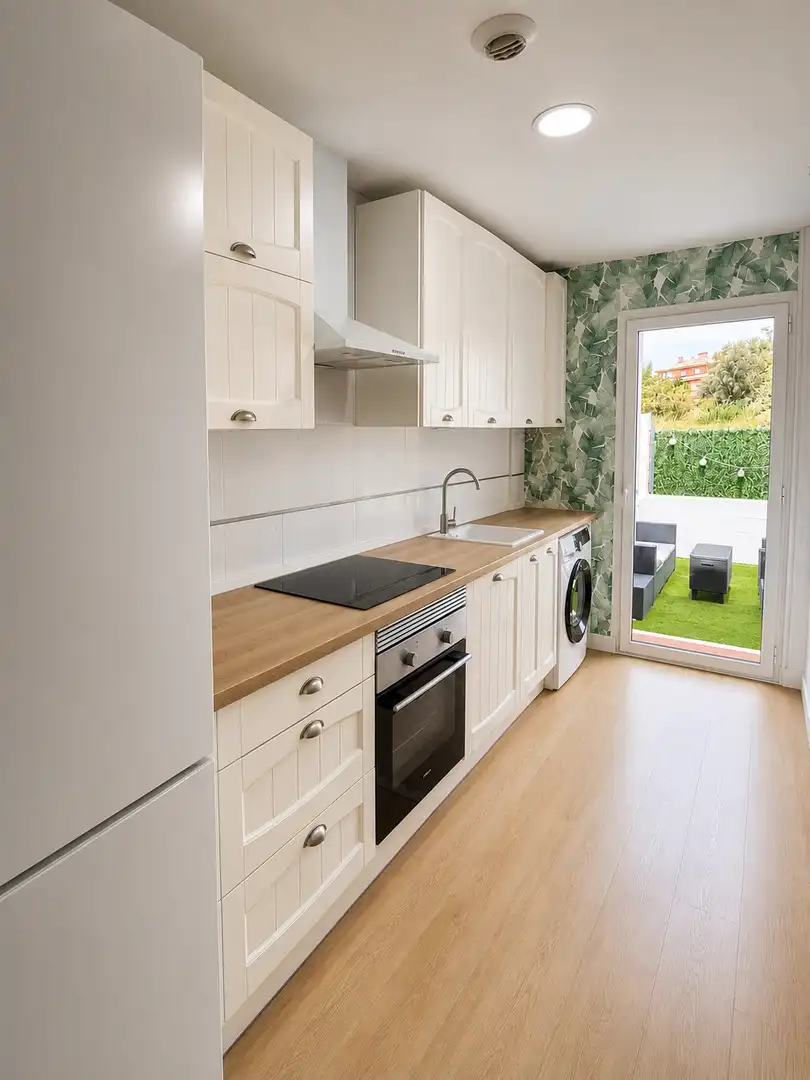 Cocina de Casa adosada en venta en Villaviciosa de Odón con Aire acondicionado, Calefacción y Jardín privado