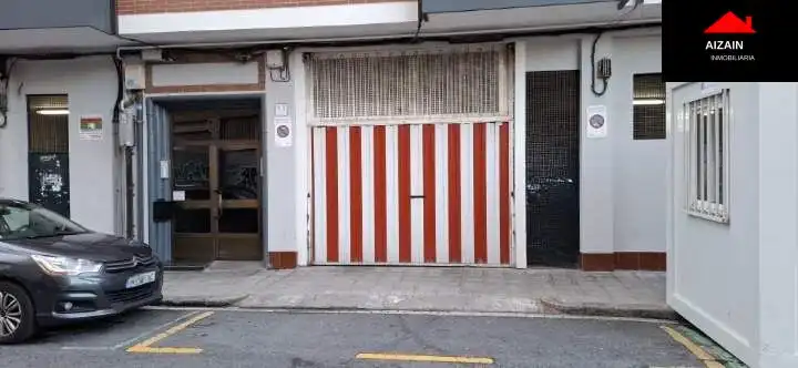 Vista exterior de Garaje en venta en Bilbao 