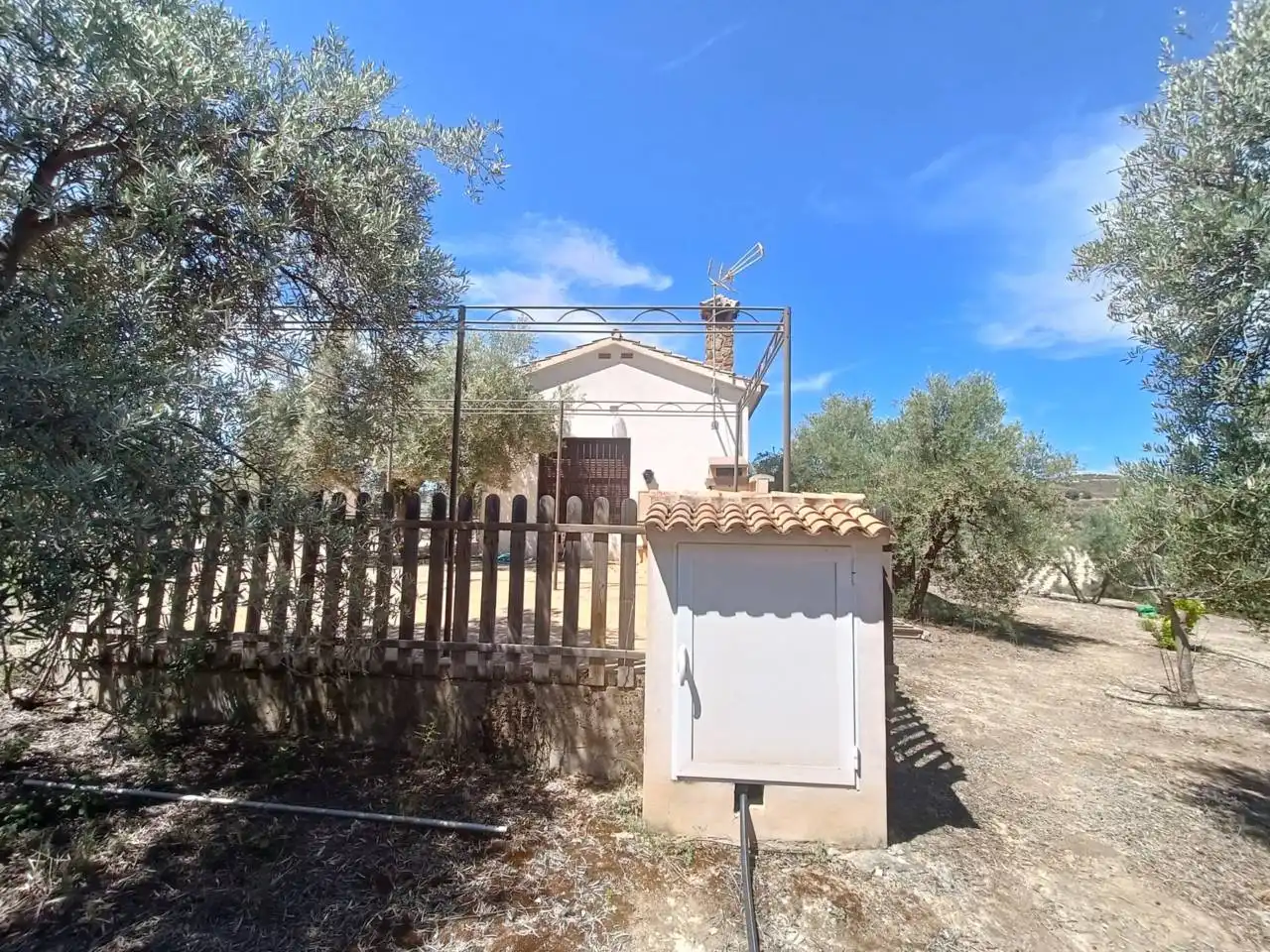 Country homes for sale in Moraleda de Zafayona  with Private garden, Swimming Pool and Furnished