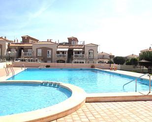 Piscina de Casa o xalet de lloguer en Torrevieja amb Aire condicionat, Calefacció i Terrassa