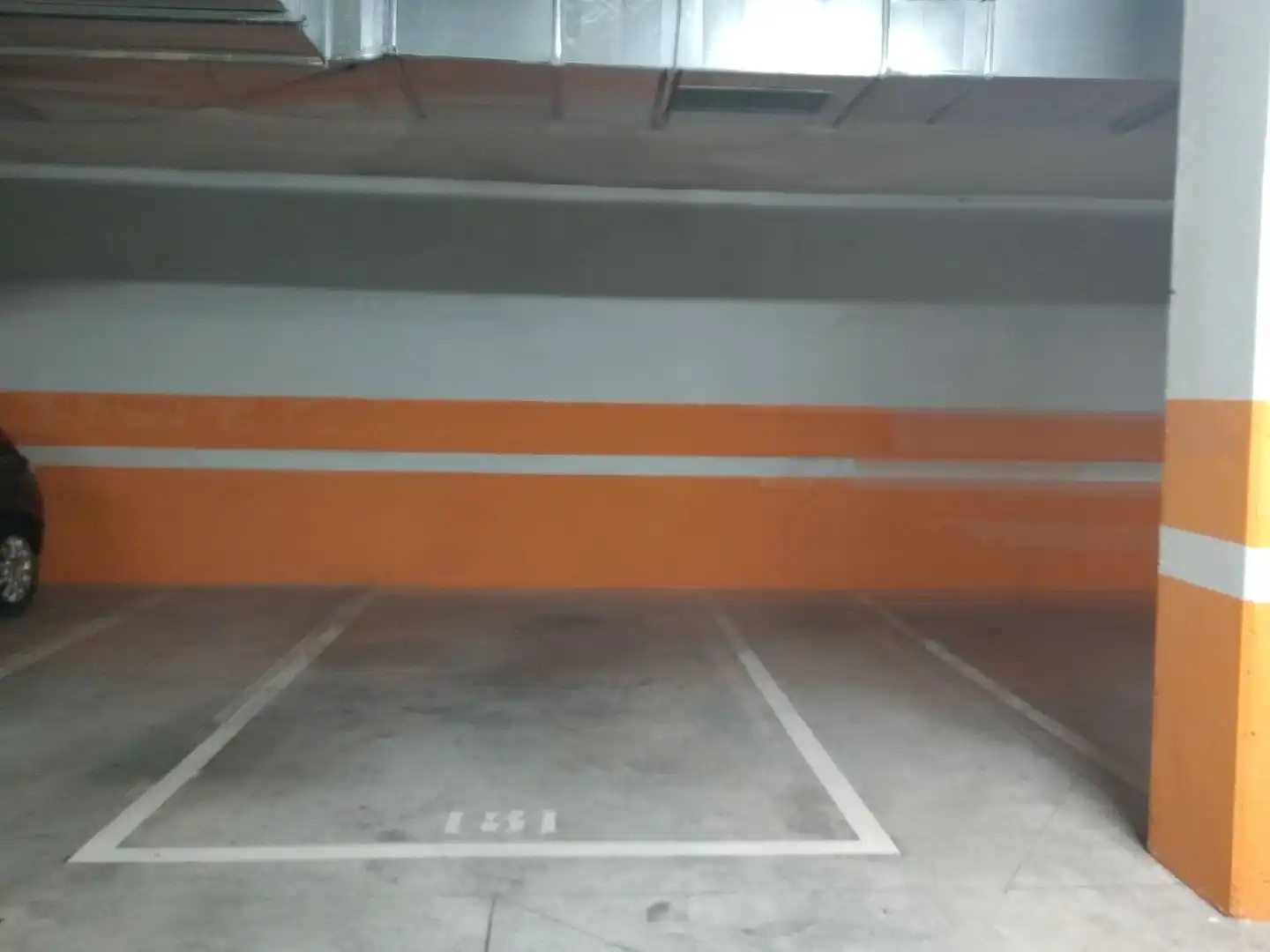Parking of Garage for rent in Pinto