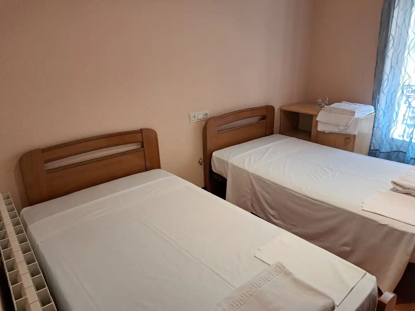 Bedroom of Flat for rent in Haro  with Heating, Furnished and Oven