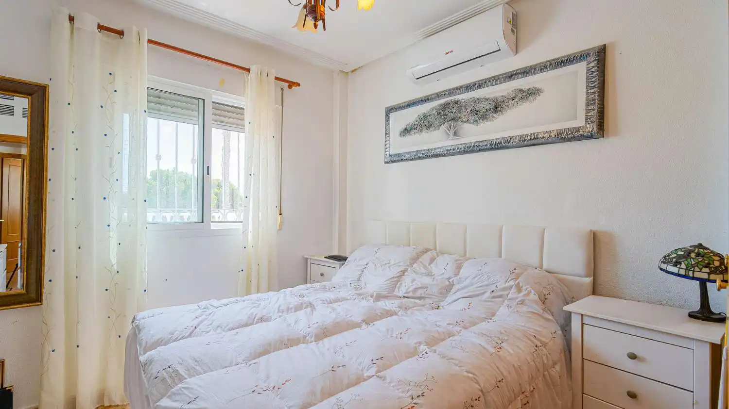 Habitación de Casa o chalet en venta en Orihuela con Aire acondicionado, Calefacción y Terraza