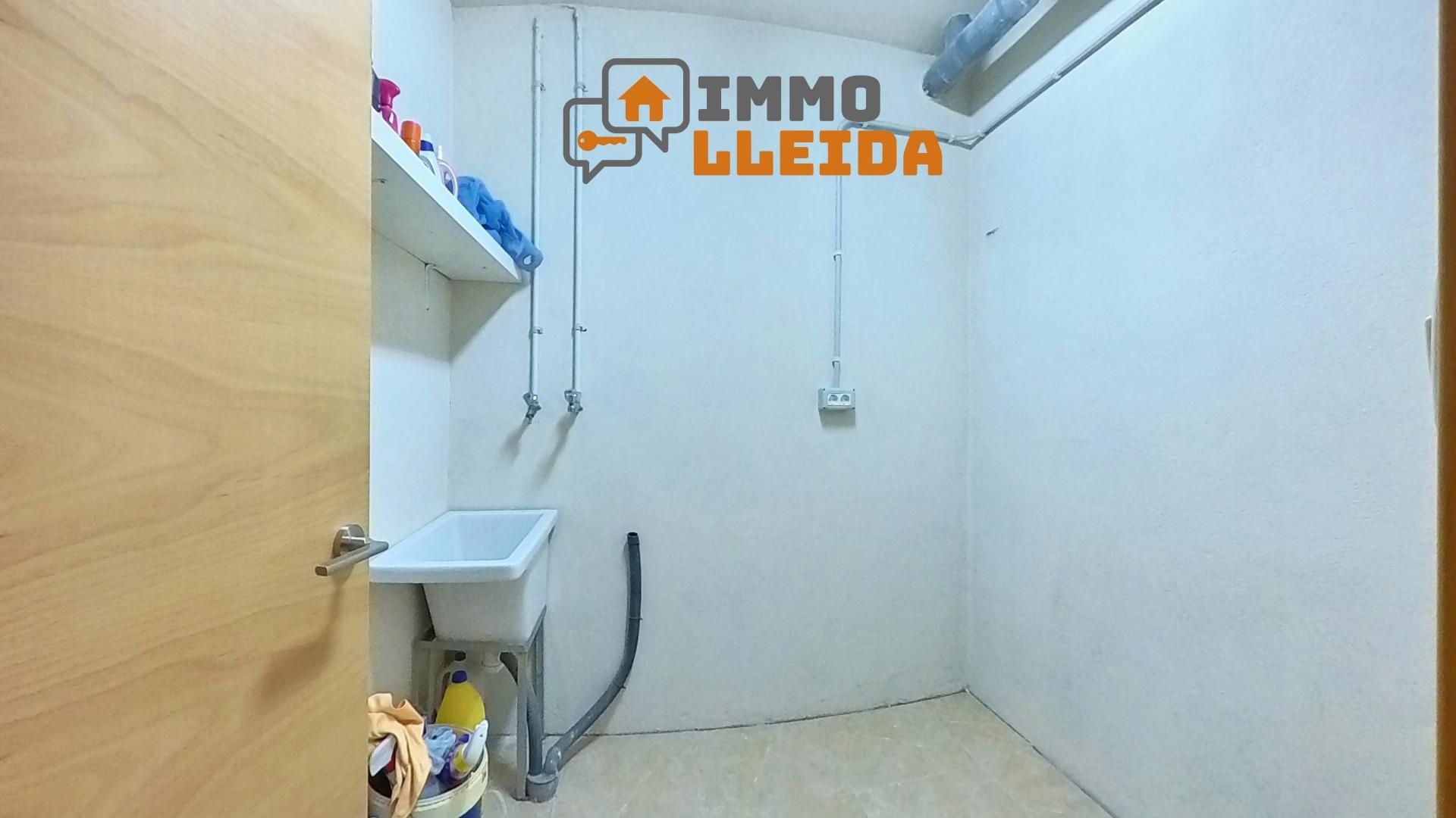 Single-family semi-detached for sale in Balaguer  with Heating, Private garden and Terrace
