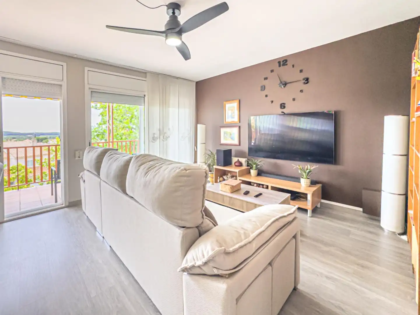 Living room of Attic for sale in Sant Pere de Ribes  with Heating, Private garden and Parquet flooring