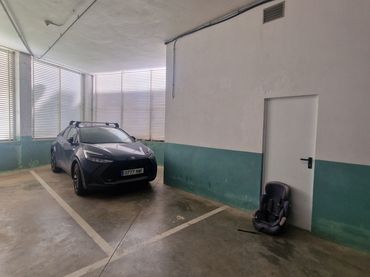 Individuel avec ascenseur à vendre à Carrer de Narcís Macià i Domènech 36