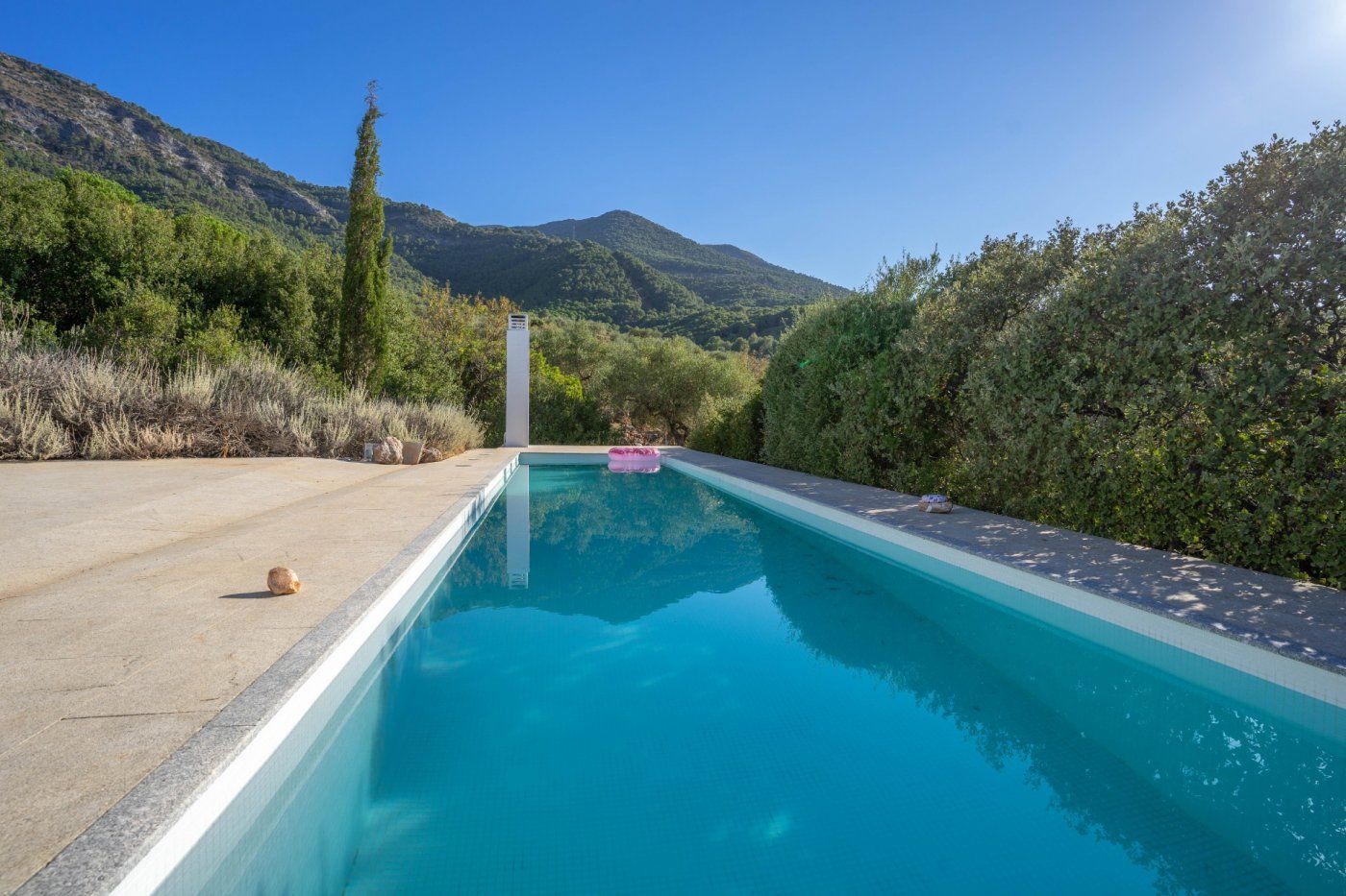 Piscina de Casa o xalet en venda en Alhaurín El Grande amb Aire condicionat, Calefacció i Jardí privat