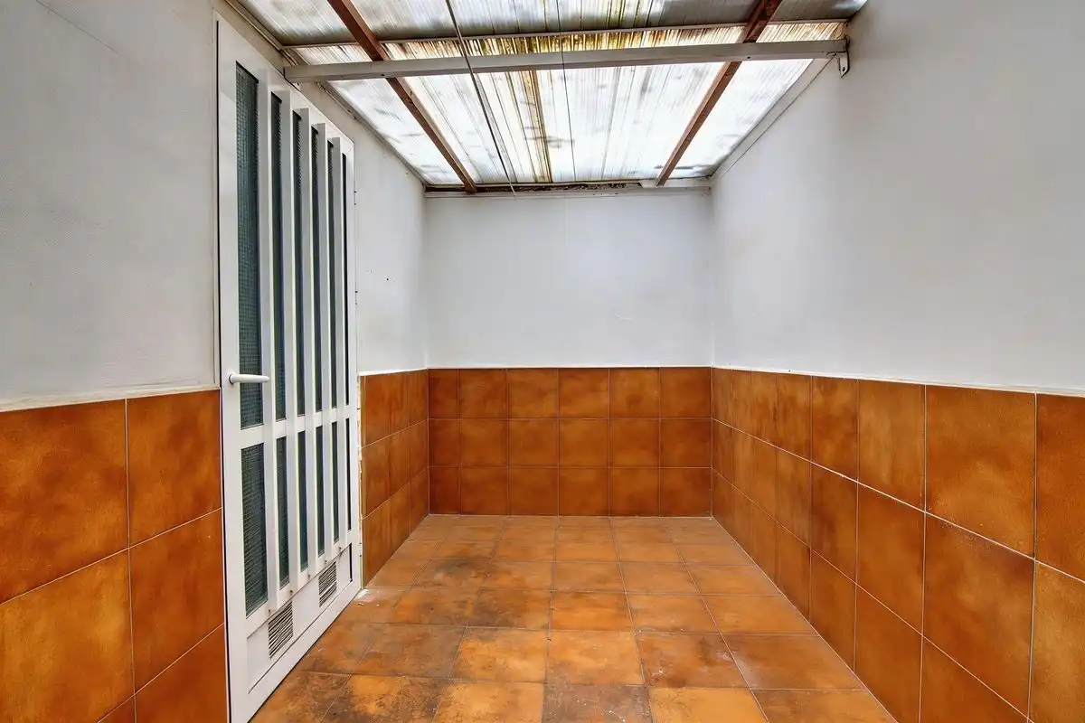 Ground floor for sale in Alicante / Alacant  with Heating, Terrace and Storage room