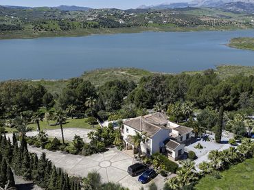 Haus mit Pool zum Verkauf in Viñuela