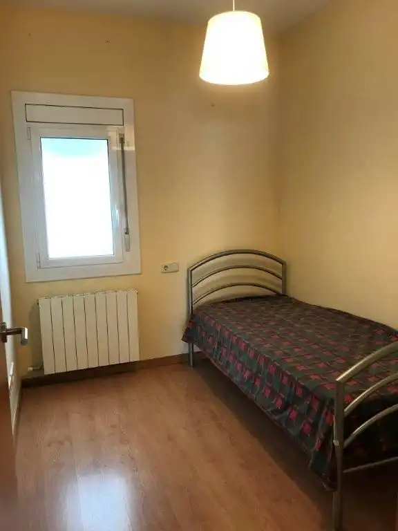 Dormitori de Àtic de lloguer en Barcelona amb Aire condicionat, Calefacció i Parquet