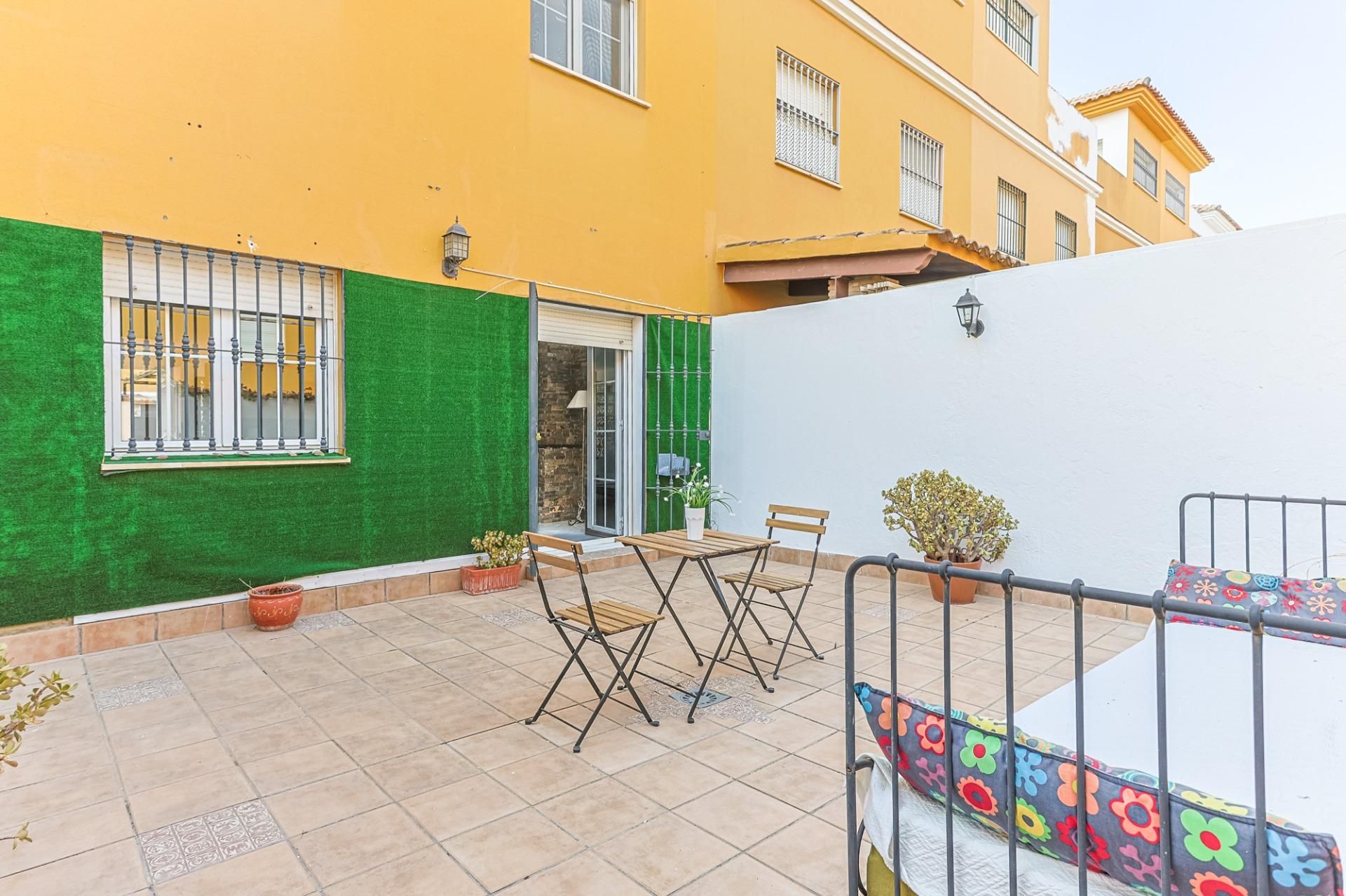 Terrace of Single-family semi-detached for sale in Mairena del Aljarafe  with Air Conditioner and Private garden
