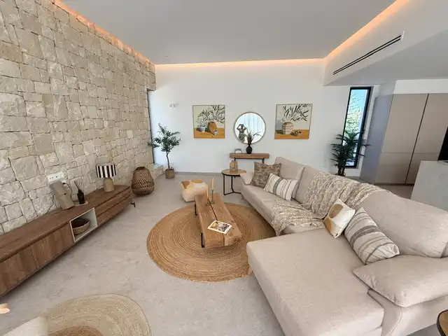 Sala d'estar de Casa o xalet en venda en Dénia amb Aire condicionat, Calefacció i Jardí privat