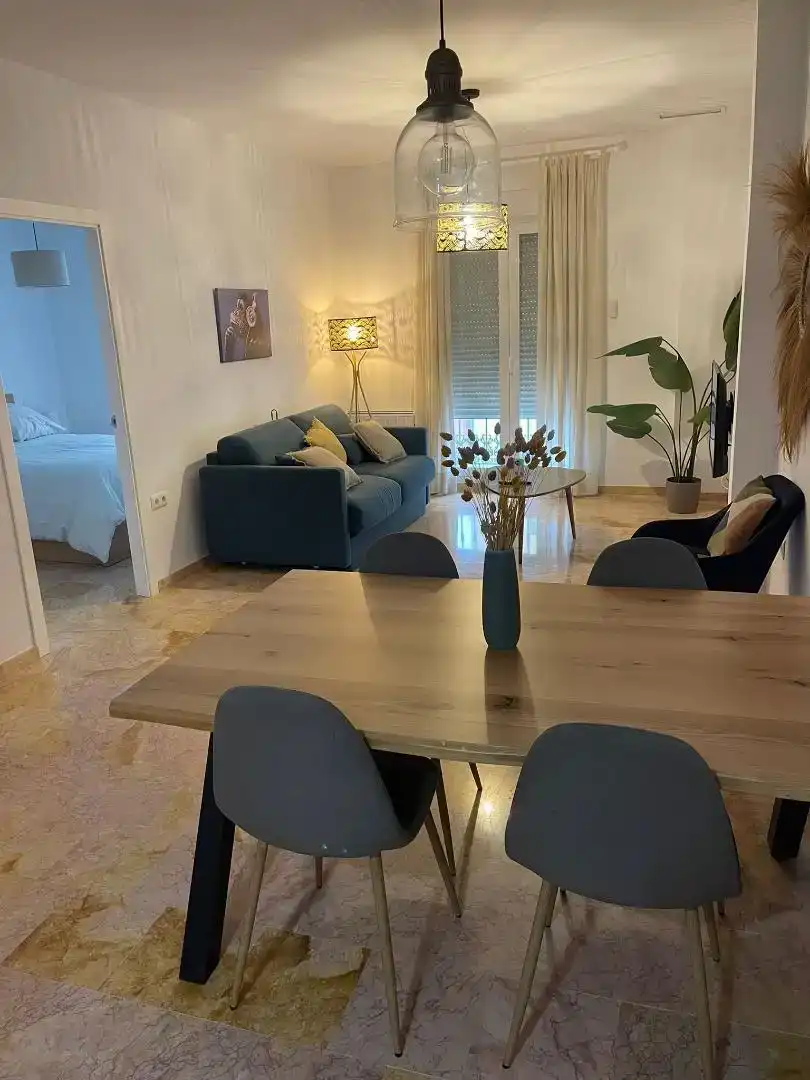 Menjador de Apartament de lloguer en Salamanca Capital