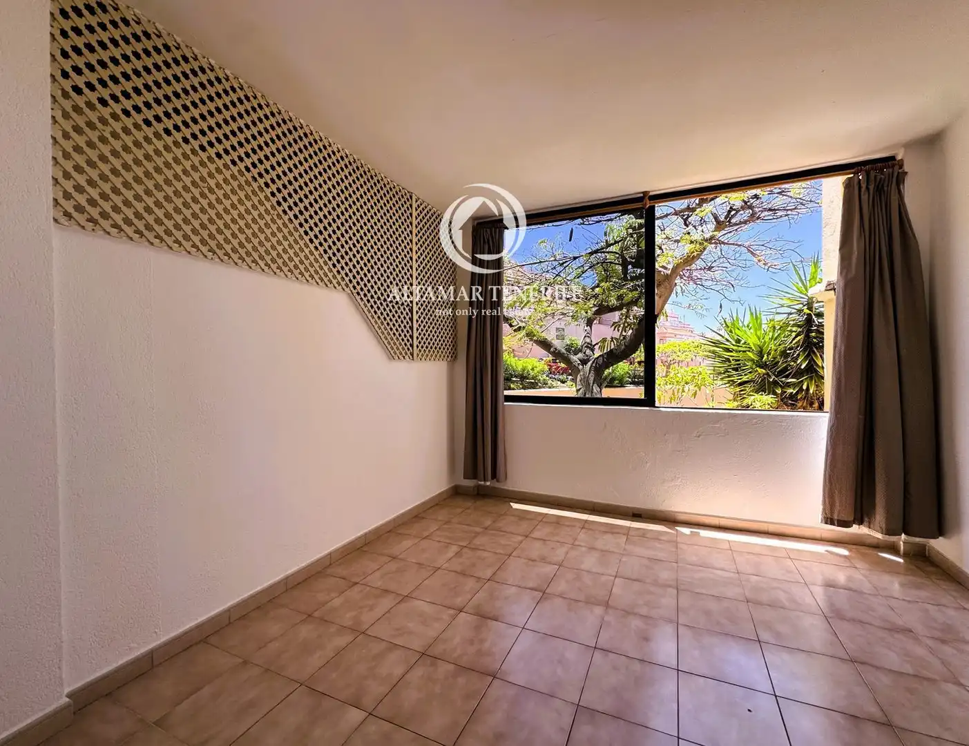 Apartament amb piscina en venda a Avenida San Francisco, imagen 2