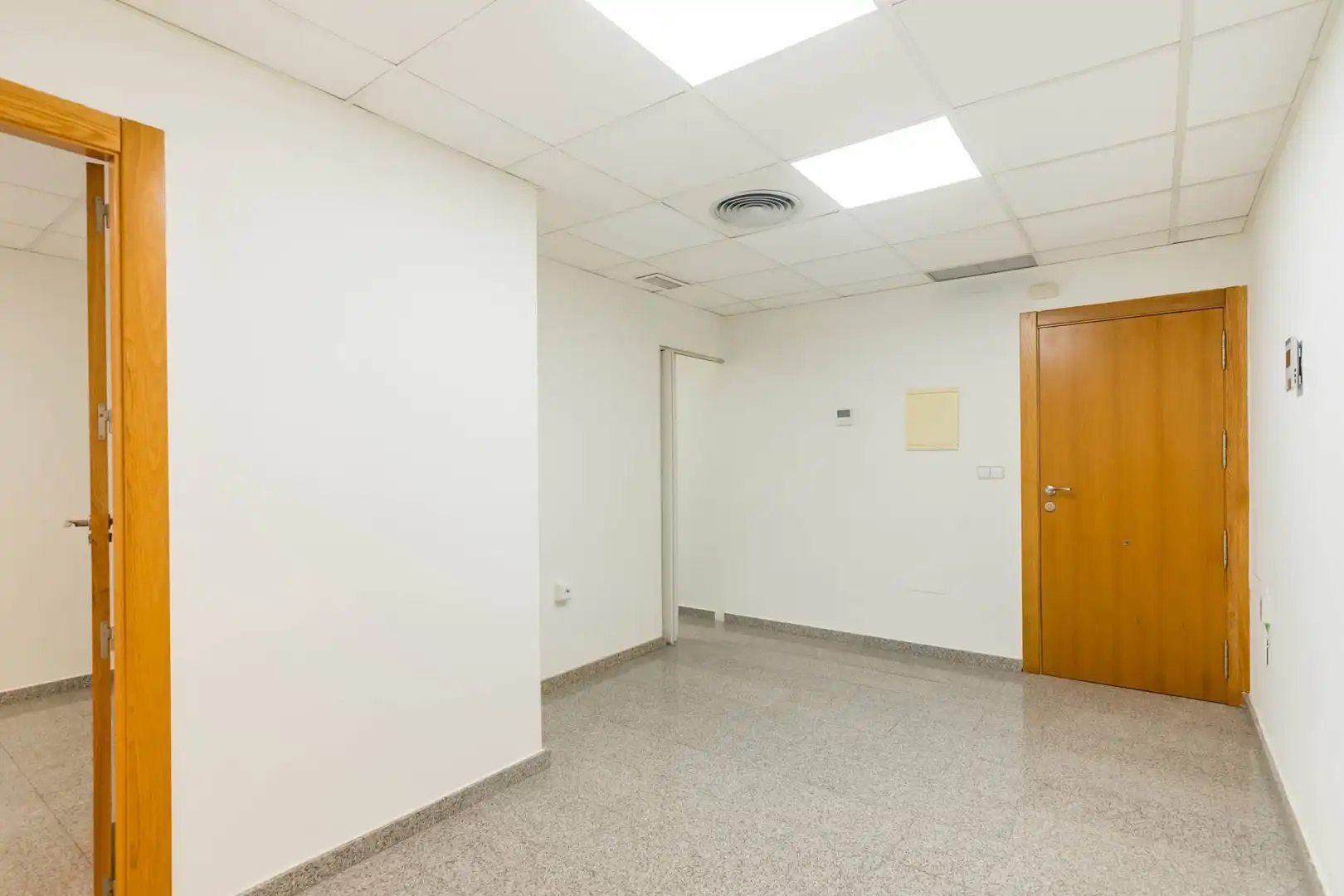 Oficina de lloguer a Pedanías Este, imagen 13