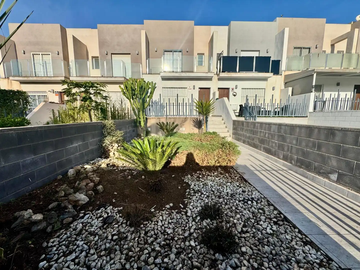 Terraza de Casa adosada en venta en Torrevieja con Jardín privado, Terraza y Balcón