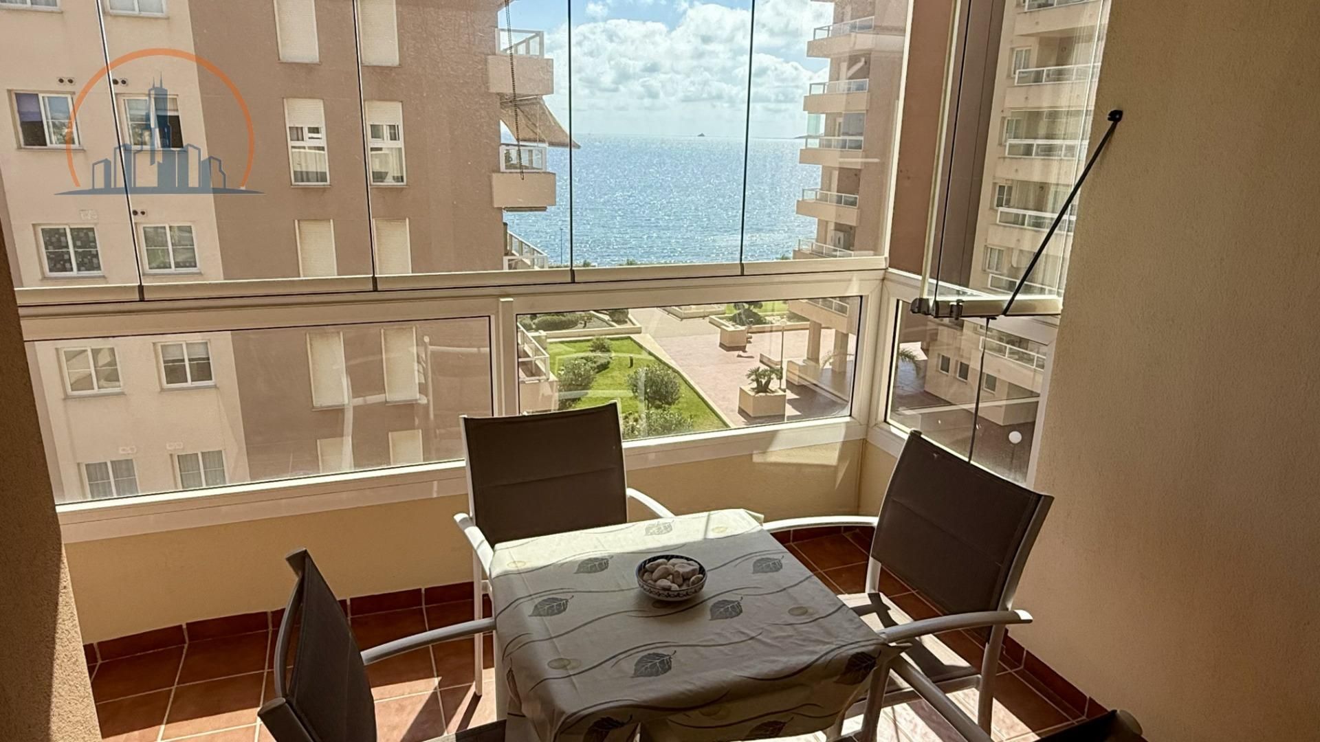Vista exterior de Piso en venta en La Manga del Mar Menor con Jardín privado, Terraza y Balcón
