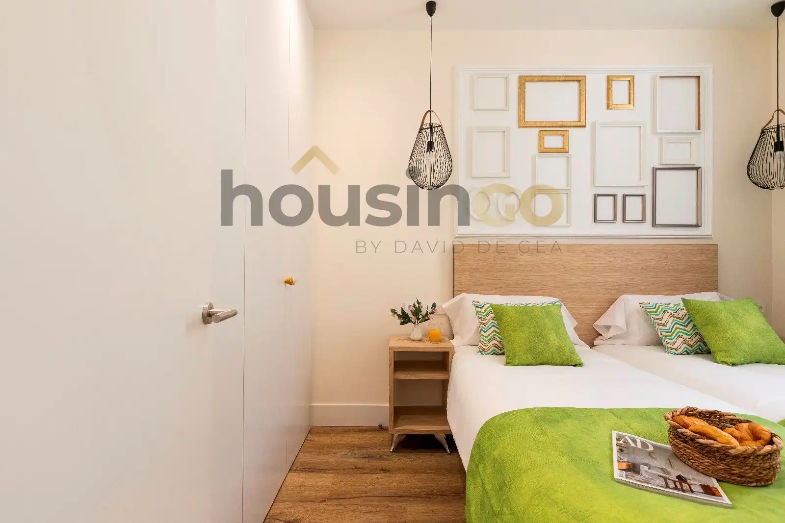 Bedroom of Flat for rent in Madrid  with Air Conditioner, Heating and Terrace