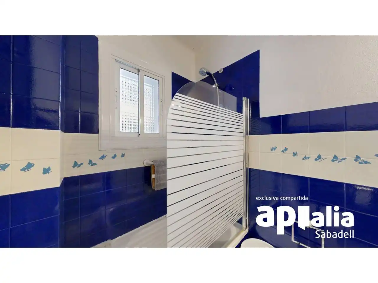 Baño de Piso en venta en Cerdanyola del Vallès con Aire acondicionado, Calefacción y Parquet