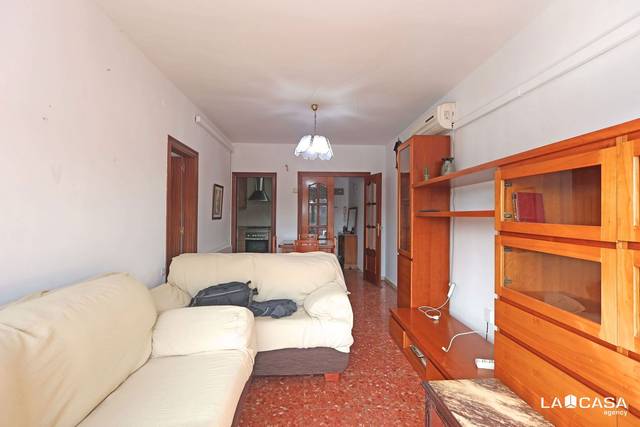 Piso en Venta en Calle LLEIALTAT en Can Clota