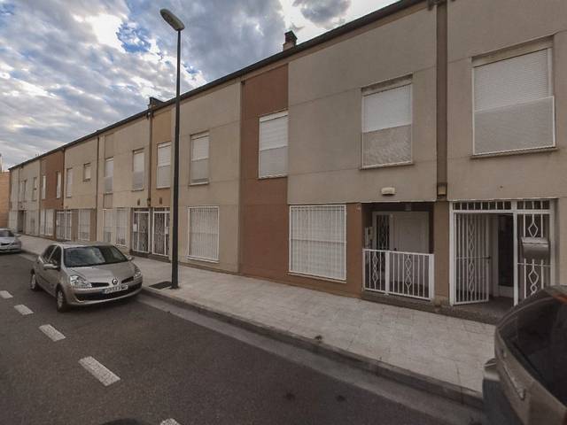 Casa adosada en Venta en Calle de la Arboleda, 35 en Santa Isabel