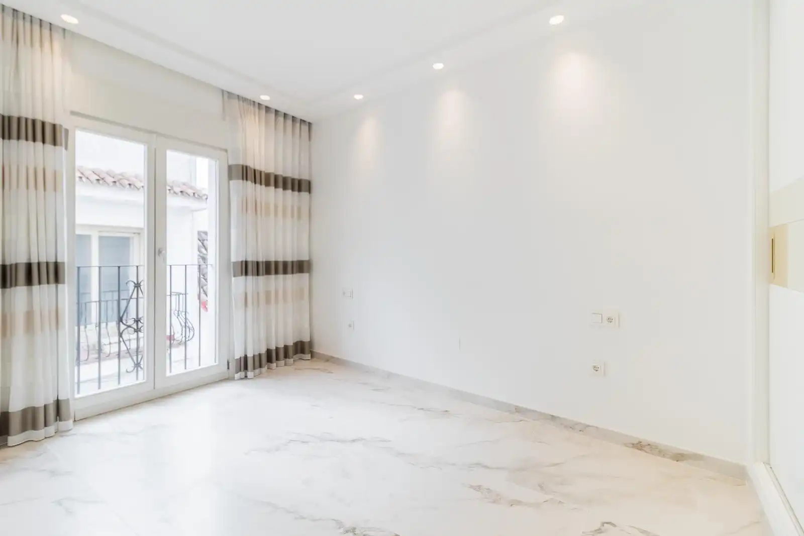 Terraced house with terrace for sale in Calle Parque Central 5, imagen 14