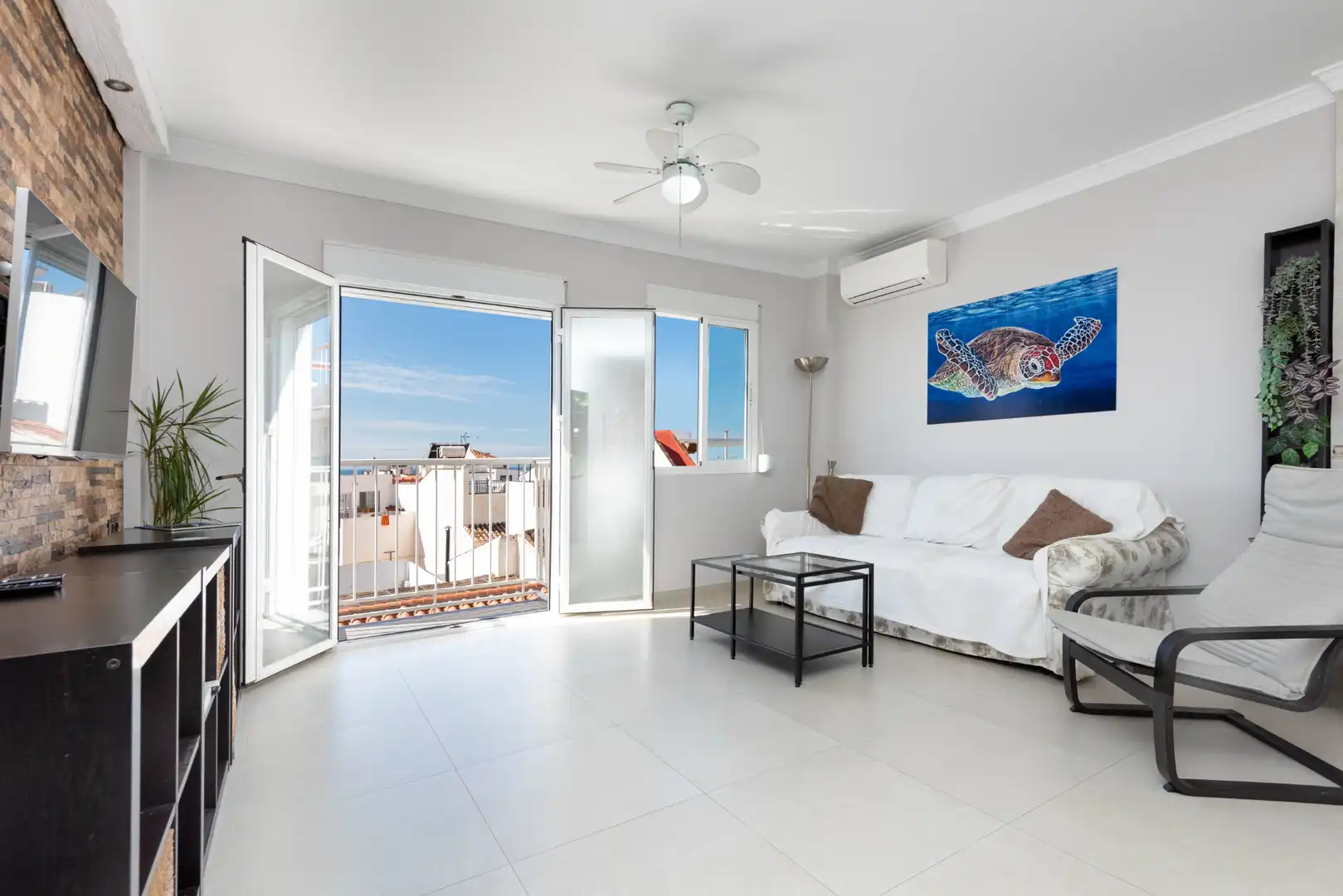 Sala de estar de Apartamento en venta en Nerja con Aire acondicionado, Calefacción y Terraza