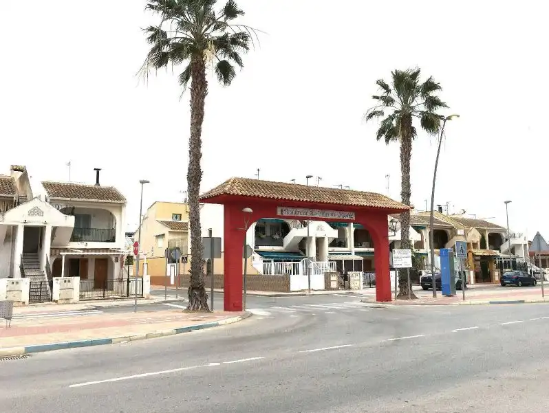 Vista exterior de Apartament en venda en Los Alcázares