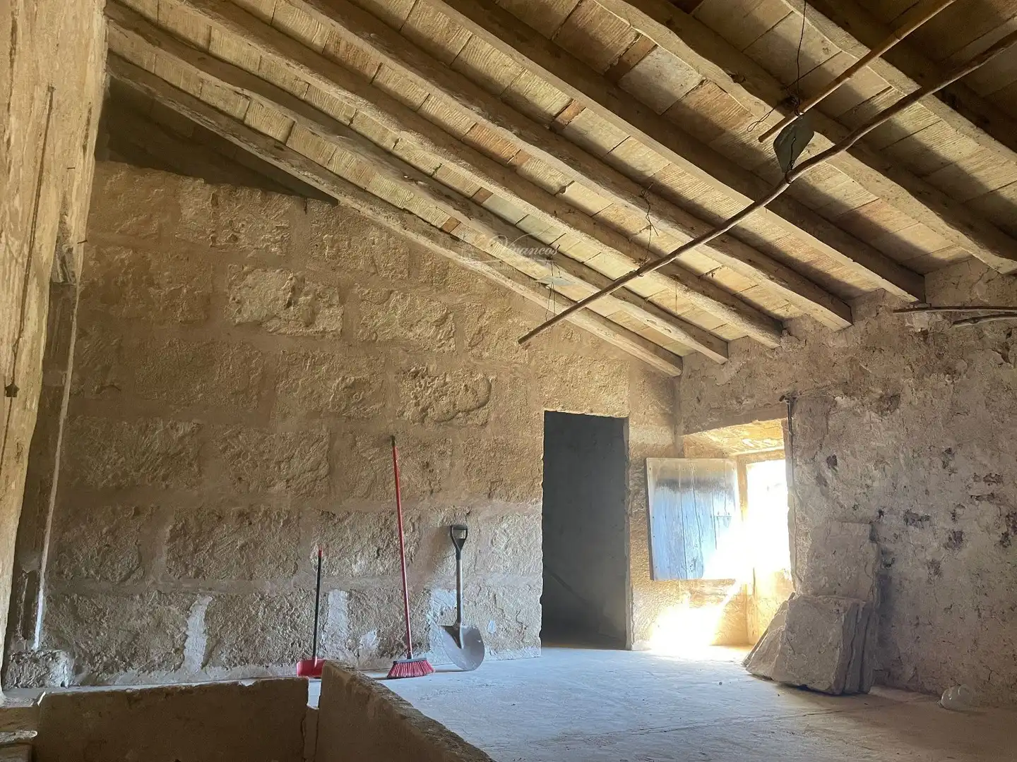 Casa con jardín en venta en carrer de la victoria, imagen 2