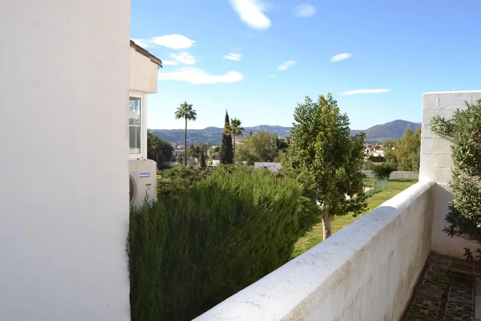 Vista exterior de Apartamento en venta en Mijas con Aire acondicionado, Calefacción y Jardín privado