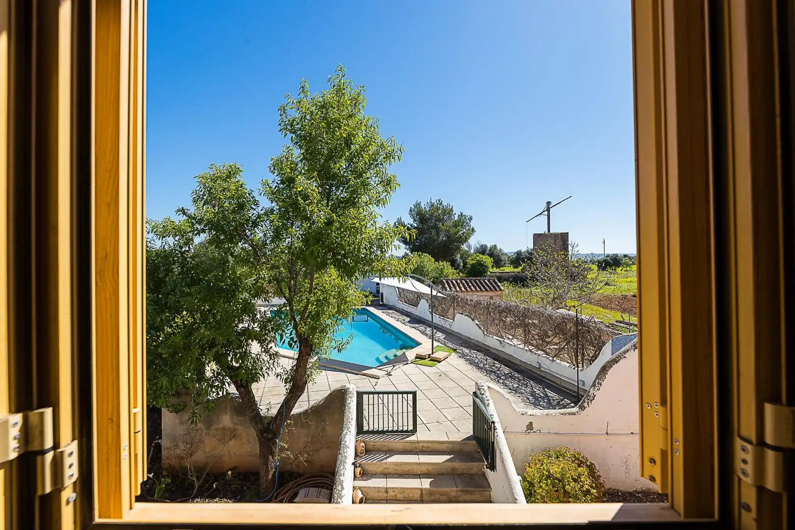 Schwimmbecken von Country house zum Verkauf in  Palma de Mallorca mit Klimaanlage, Heizung und Privatgarten
