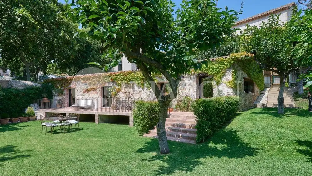 Garten von Haus oder Chalet zum Verkauf in Alella mit Klimaanlage, Heizung und Privatgarten