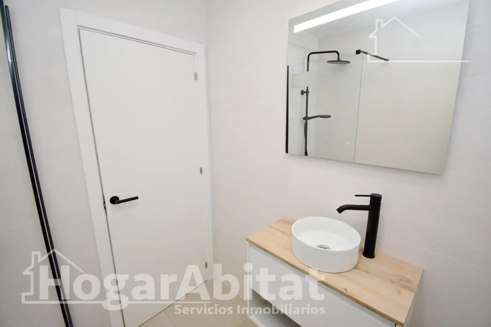 Baño de Piso en venta en Burriana / Borriana con Balcón y Alarma