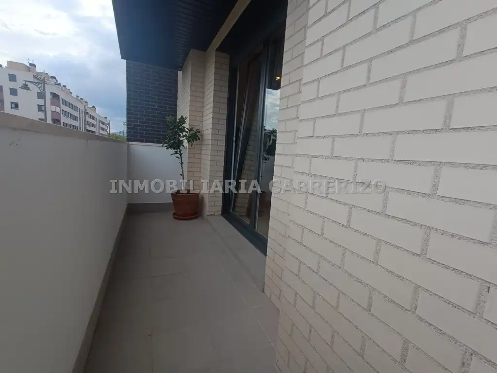 Terraza de Piso en venta en El Campillo - Norte