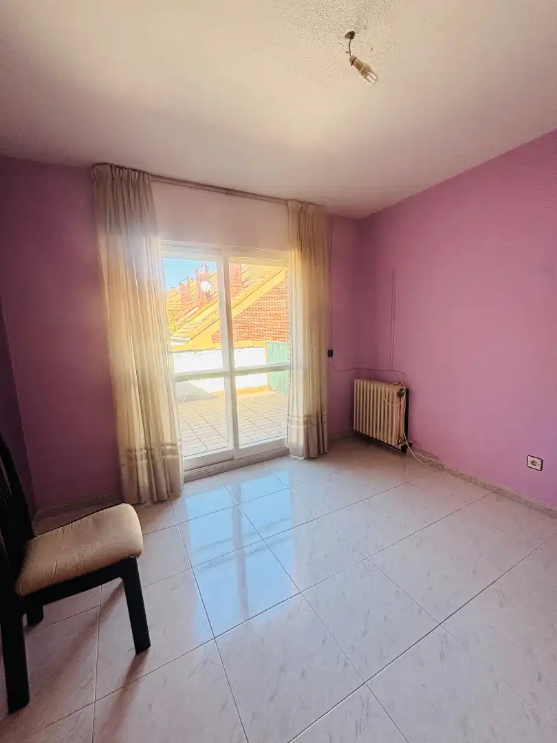 Habitación de Casa o chalet en venta en Cistérniga con Calefacción, Terraza y Lavadora