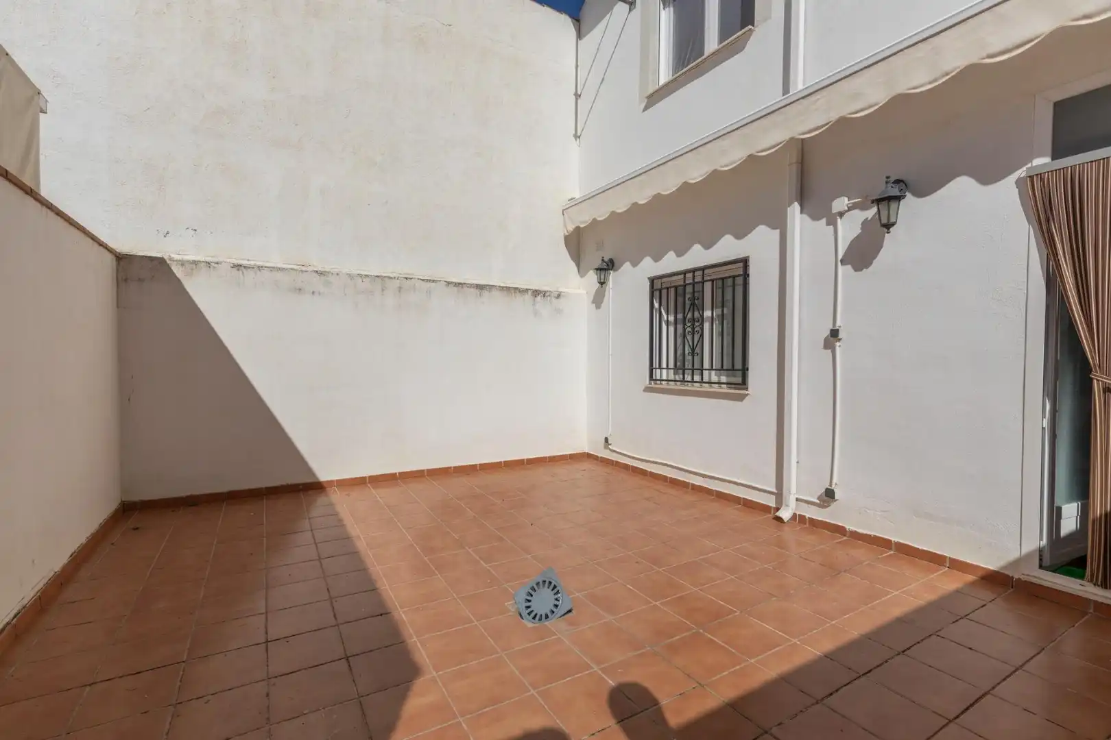 Adossat amb terrassa en venda a Calle Bermejales 9, imagen 13