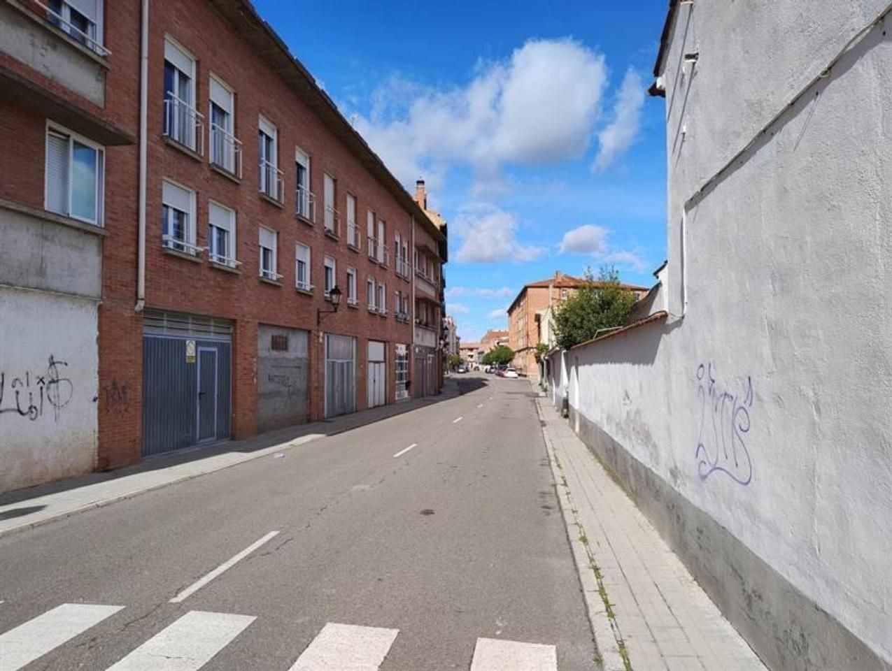 Casa o chalet en venta en  3 DE ABRIL, 54, Laguna de Duero