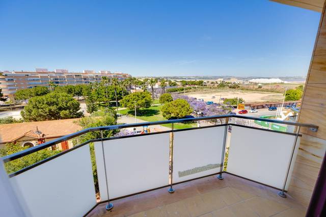 Apartamento en Venta en Avenida ESTACION DE LA en Puerto Deportivo