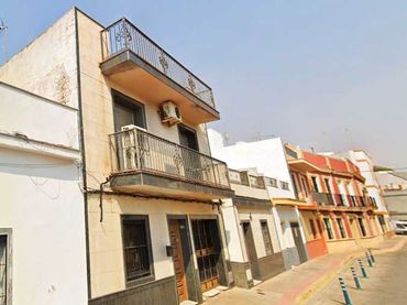 Casa amb balcó en venda a Calle Tarancón 31