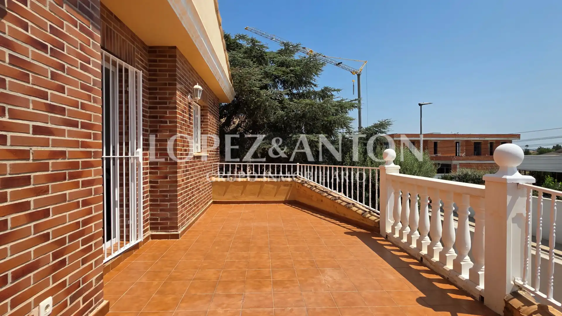 Terraza de Casa o chalet en venta en L'Eliana con Aire acondicionado, Calefacción y Jardín privado