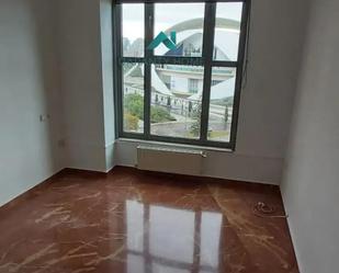 Vista exterior de Pis de lloguer en  Valencia Capital amb Piscina comunitària