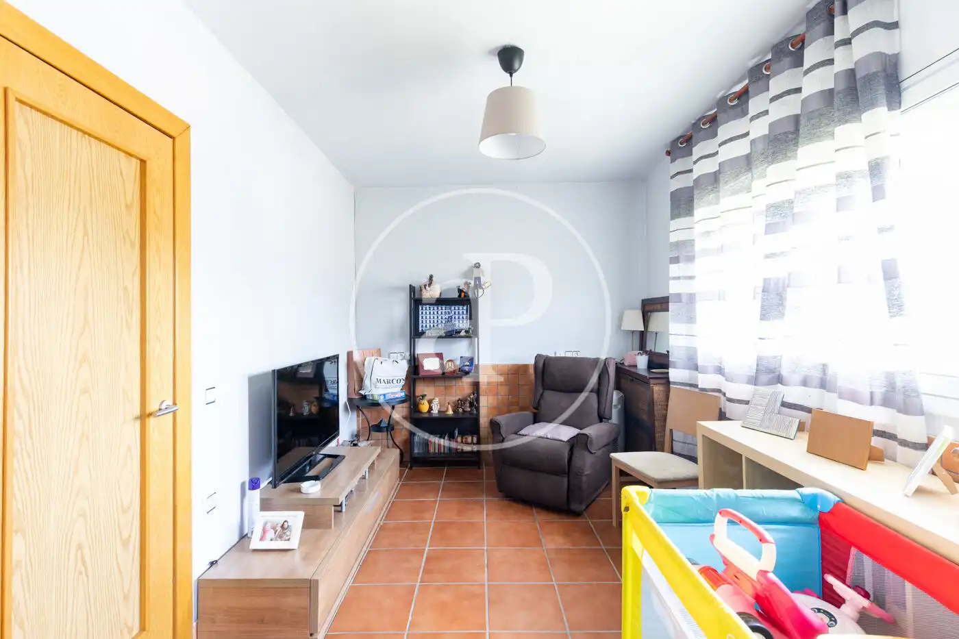 Sala de estar de Casa o chalet en venta en Terrassa con Aire acondicionado, Calefacción y Jardín privado