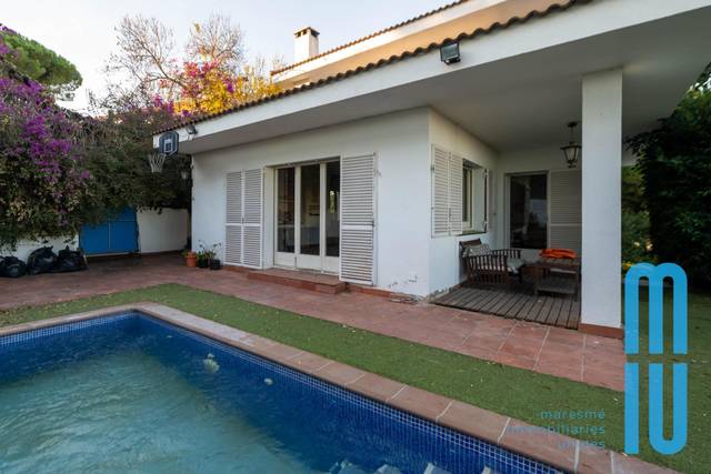 Casa-chalet en Venta en Sant Cebrià de Vallalta