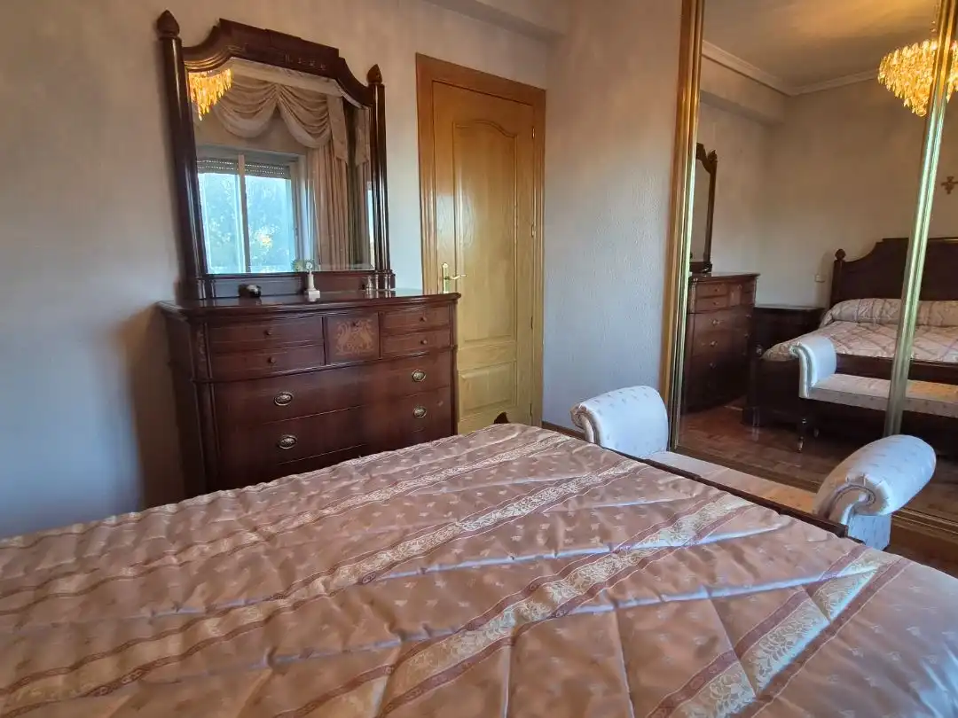 Bedroom of Flat for sale in Retiro