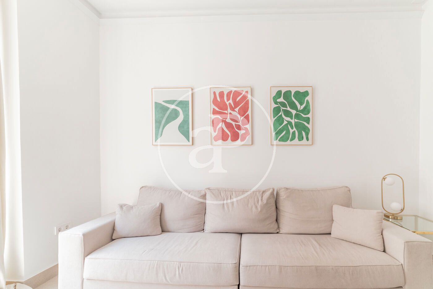 Sala d'estar de Pis de lloguer en  Madrid Capital amb Aire condicionat, Calefacció i Moblat