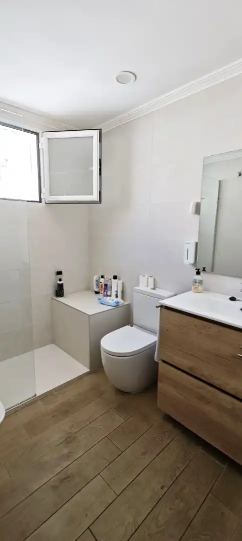 Bathroom of Attic for sale in Aldaia  with Air Conditioner, Heating and Terrace