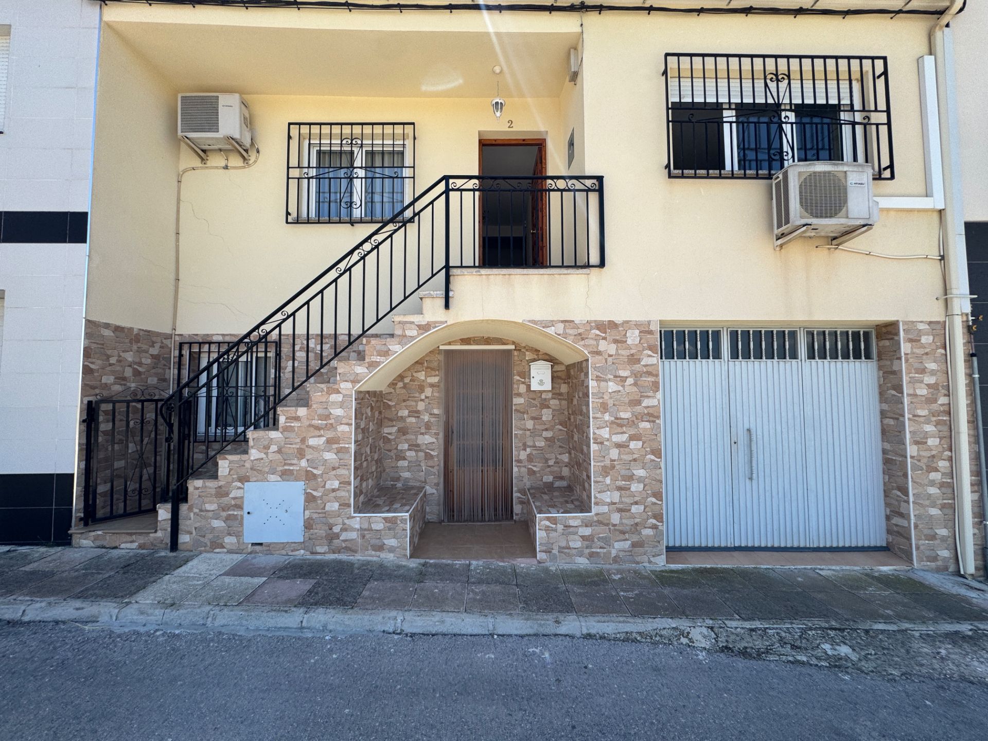Vista exterior de Casa o xalet en venda en Cehegín amb Aire condicionat, Calefacció i Terrassa