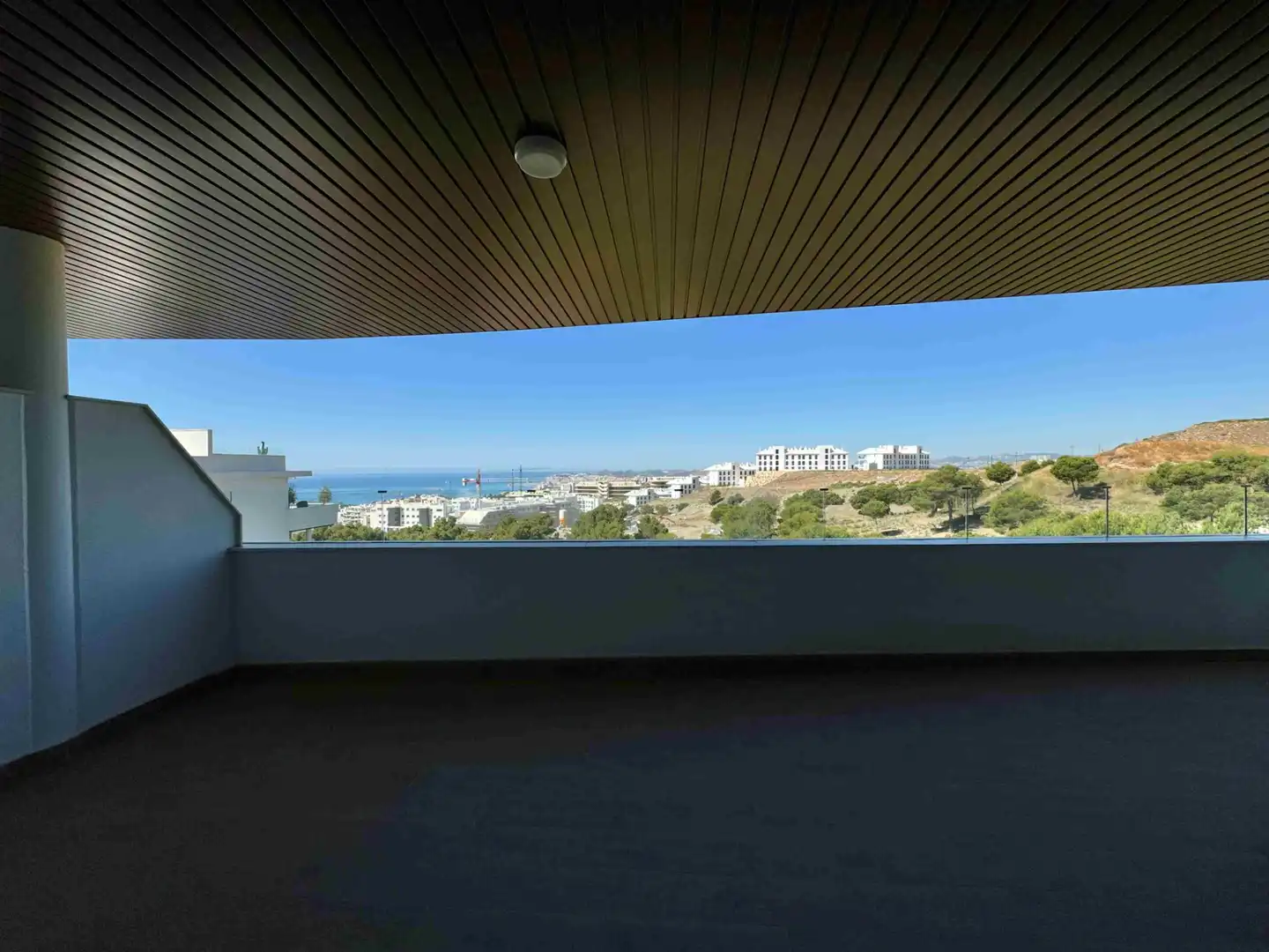 Neubau-Wohnung mit Pool zum Verkauf in Avenida 8 de Marzo 32, imagen 7