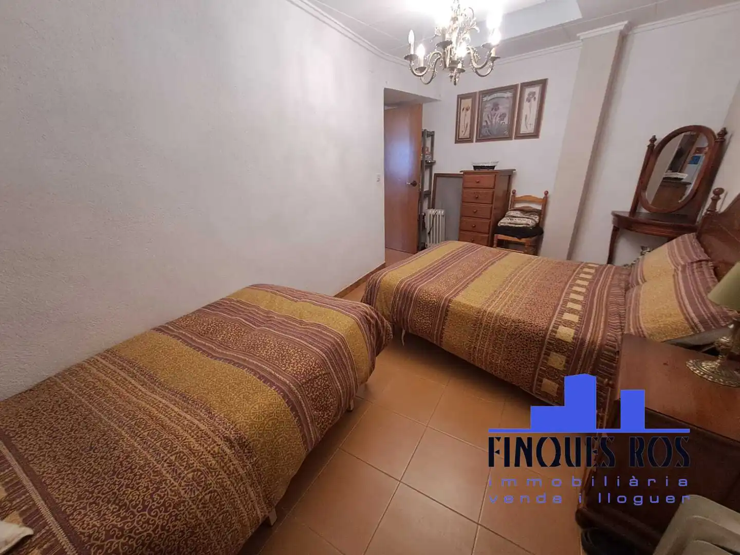 Habitación de Casa adosada en venta en Traiguera con Terraza, Trastero y Amueblado