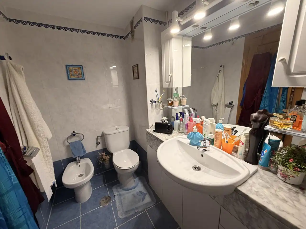 Baño de Piso en venta en Alicante / Alacant con Terraza, Trastero y Piscina comunitaria